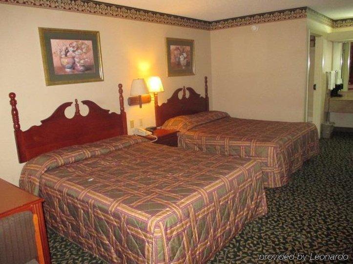 Nola Inn & Suites New Orleans Bilik gambar